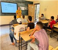 استمرار فعاليات قوافل المراجعات التعليمية المجانية لطلاب الثانوية العامة بنجع حمادي 