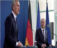 المستشار الألماني يبحث مع أمين عام الناتو استعدادات قمة الحلف