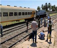 إصابة شخص اصطدم به قطار أثناء عبوره شريط السكة الحديد بطوخ
