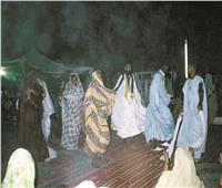 عادة وتقليعة | مراسم الزواج وطقوسه بمخيمات الدهون في موريتانيا