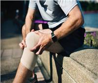 نصائح طبية لتخفيف آلام الركبة بعد الإصابة