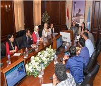 محافظ الإسكندرية يناقش مع ممثلي البنك الدولي مواجهة التغيرات المناخية  