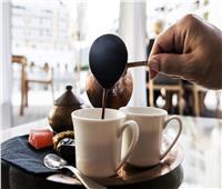 دراسة تكشف شرب القهوة قبل التسوق قد يساهم في زيادة معدل الإنفاق