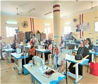 محافظ الغربية: تدريب 76 سيدة على حرفة الخياطة في قرى «حياة كريمة»