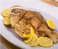 لعشاق المأكولات البحرية | طريقة جديدة لعمل «سمك الزبيدي المقلي» في العيد 