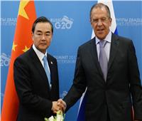 اتفاق بين وزيرا خارجية روسيا والصين حول الوضع في أوكرانيا