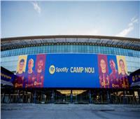برشلونة يبدأ تجديد أرضية ملعب «كامب نو»