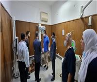 «عبدالغفار» يتفقد مستشفى رأس الحكمة ويطمئن على توافر الفرق الطبية