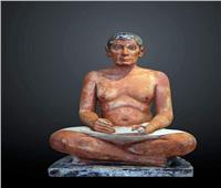 «الكاتب الجالس».. تحفة مصرية تزين متحف اللوفر بفرنسا