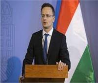 وزير خارجية هنغاريا لا ينوي التخلي عن وسام الصداقة الذي تلقاه من لافروف