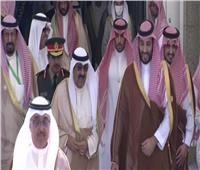 الأمير محمد بن سلمان يستقبل ولي العهد الكويتي في السعودية للمشاركة في «قمة جدة» | فيديو