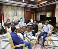محافظ المنيا يناقش القضايا الخدمية مع أعضاء مجلس النواب