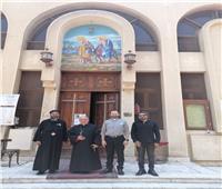 المطران شيحان يزور كنيسة يوسف النجار أقدم موقع لكنيسة مارونية في القاهرة 