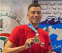 محمد ياسر يحصد برونزية سباق 200 متر في البطولة العربية للسباحة 
