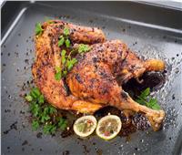 طرق عمل «دجاج بالزعتر» بصوص الليمون بالفرن