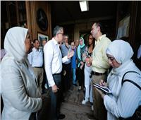 وزير السياحة والآثار يتفقد مكتبة المتحف المصري بالتحرير
