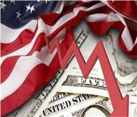 وكالة أسوشيتدبرس: الاقتصاد الأمريكي يواجه الركود بسبب التضخم وأسعار البنزين 