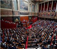 الشيوخ الفرنسي يصوت على إجراءات القوة الشرائية