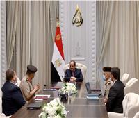 الرئيس السيسي يجتمع مع مدير جهاز مشروعات الخدمة الوطنية