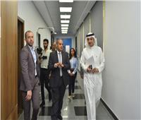 رئيس هيئة الدواء يبحث سبل التعاون مع سفير البحرين في مجال المستلزمات الطبية