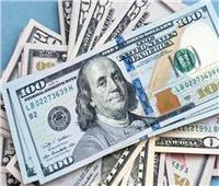 الدولار يتخطى حاجز الـ19 جنيهًا رسميًا في البنوك المصرية