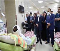 محافظ المنيا يتفقد وحدة «التصلب المتعدد» بمستشفى سمالوط التخصصي