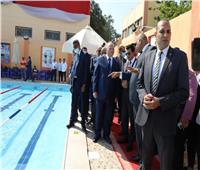 وزير الرياضة ومحافظ القاهرة يفتتحان حمام السباحة نصف الأوليمبي بالمعادي