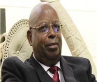 البرلمان الزيمبابوي يبحث سبل التعاون المشترك مع السفير المصري
