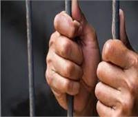 حبس صاحب مخزن أدوية بداخله 4 ملايين عبوة وقرص منشطات مجهولة المصدر بالقاهرة 