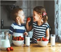 دراسة حديثة تكشف عن أفضل أطعمة تساعد على النمو المعرفي للطفل