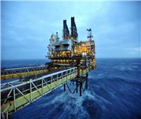 النفط ينهي تراجعات قاسية مع ترقب اجتماع «أوبك+» وانتكاسة الاتفاق الإيراني