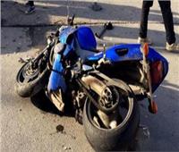 إصابة شخصين في انقلاب دراجة نارية بدون لوحات معدنية بالإسماعيلية 