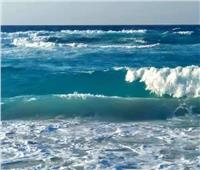 بسبب الأمواج.. محافظ مطروح يقرر غلق الشواطيء المفتوحة وتحذيرات من السباحة 