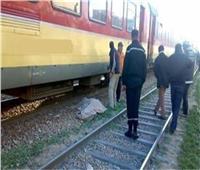مصرع شخص مجهول الهوية صدمه قطار في قنا
