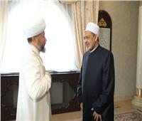 الإمام الأكبر يلتقي مفتي كازاخستان على هامش مؤتمر زعماء الأديان