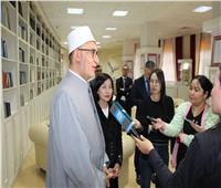 أمين «البحوث الإسلامية» يستعرض بدار الكتب بكازاخستان مخطوطات مكتبة الأزهر