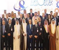 مؤتمر العمل العربي يمنح درع منظمة العمل العربية لوزير القوى العاملة
