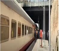 استئناف حركة القطارات بالوجه بالبحري بعد رفع عربتي قطار دمنهور| فيديو