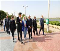 محافظ المنيا يستقبل سفير كوريا الجنوبية بمصر في جولة على كورنيش النيل