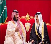 ولي العهد السعودي والعاهل البحريني يبحثان سبل دعم العلاقات الثنائية