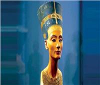 عالم مصريات يكشف عن أدلة جديدة لوجود نفرتيتي داخل مقبرة توت عنخ آمون