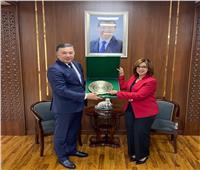 تعزيز التعاون بين مصر وأوزبكستان في مجال الصناعات الدوائية
