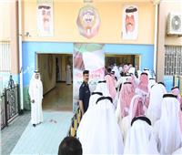 الصور الأولى لتوافد الناخبين الكويتيين للتصويت بانتخابات مجلس الأمة