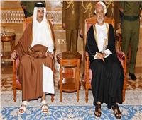 سلطان عمان يبعث رسالة خطية إلى أمير قطر تتعلق بالعلاقات الثنائية