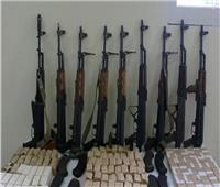 الأمن العام يضبط 24 عنصرًا إجراميًا بـ17 بندقية آلية وخرطوش بأسيوط