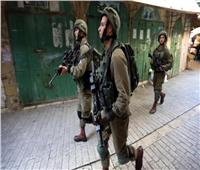 إسرائيل تعتقل 10 فلسطينيين في الضفة الغربية
