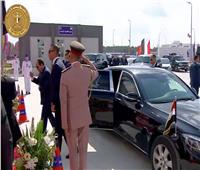 لحظة وصول الرئيس السيسي لافتتاح مجمع مصانع الشركة المصرية للرمال السوداء