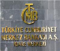 تركيا تفرض قواعد إقراض الشركات الضخمة بالعملات الأجنبية لدعم الليرة