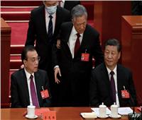 الكشف عن سبب سحب الرئيس الصيني السابق من أمام الكاميرات