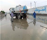 محافظ الفيوم يتابع أعمال رفع تراكمات مياه الأمطار من الشوارع